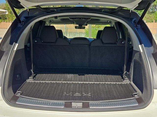2018 Acura MDX FWD with Technology/Entertainment Pkg
