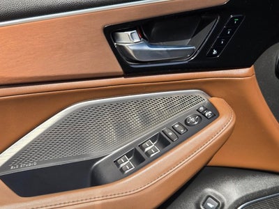2023 Acura MDX FWD with Technology Package