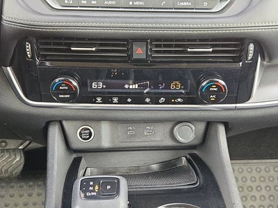 2022 Nissan Rogue FWD SV