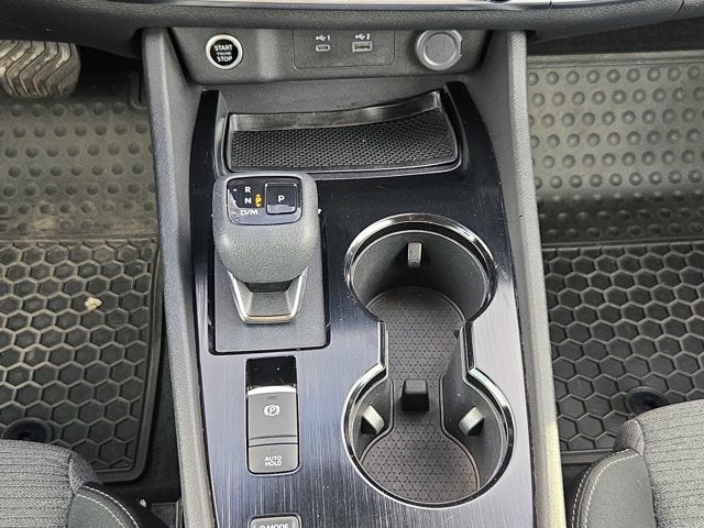 2022 Nissan Rogue FWD SV