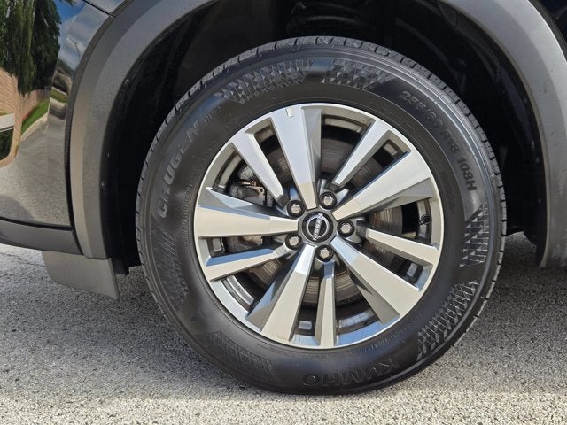 2025 Nissan Pathfinder SL 4WD
