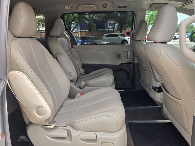2013 Toyota Sienna XLE