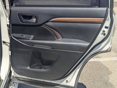 2018 Toyota Highlander Base