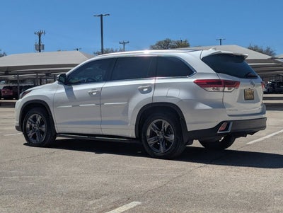2018 Toyota Highlander Base