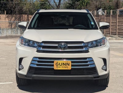 2018 Toyota Highlander Base