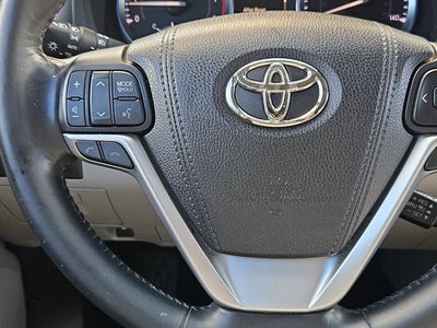 2017 Toyota Highlander XLE V6 FWD