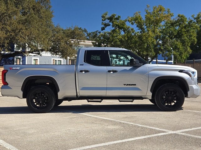 2022 Toyota Tundra 4WD SR5 Double Cab 6.5' Bed