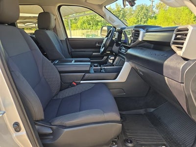 2022 Toyota Tundra 4WD SR5 Double Cab 6.5' Bed