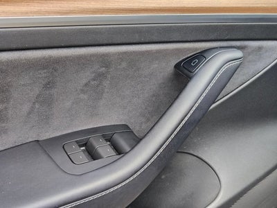 2023 Tesla Model 3 RWD