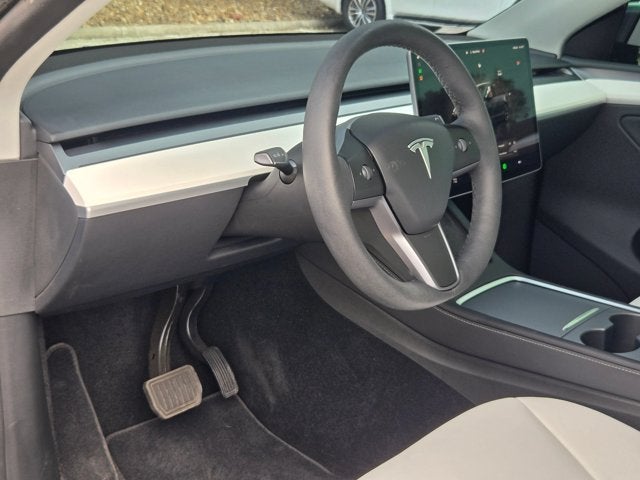 2024 Tesla Model Y Long Range AWD
