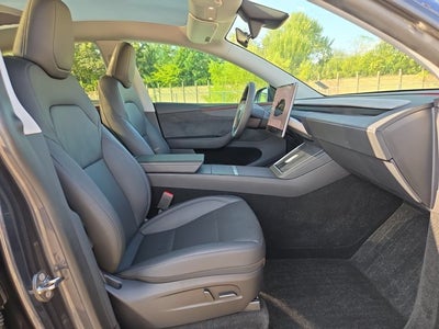 2026 Tesla Model Y Base