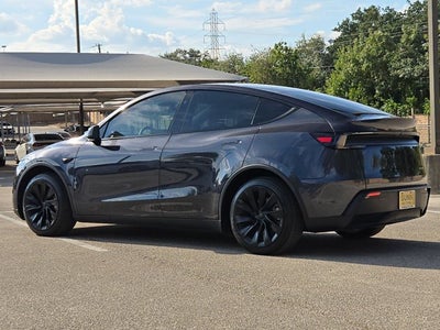 2026 Tesla Model Y Base
