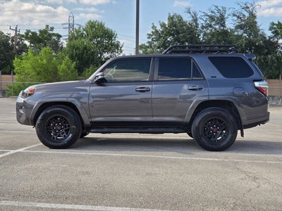 2022 Toyota 4Runner SR5 Premium 2WD