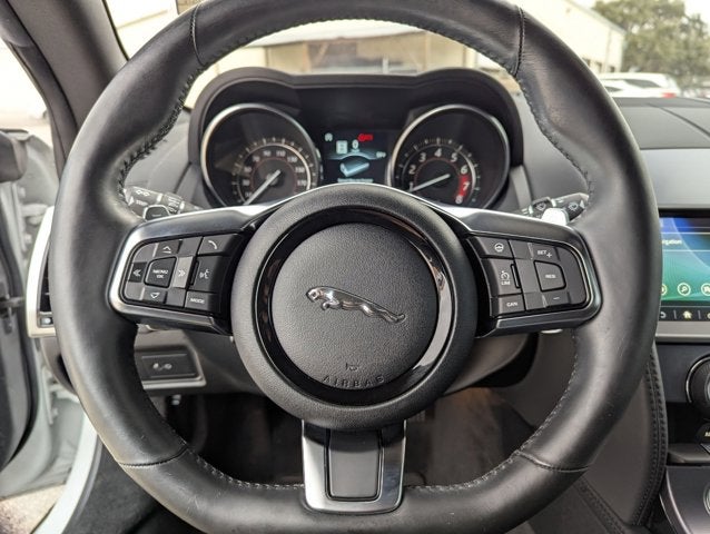 2019 Jaguar F-TYPE P300