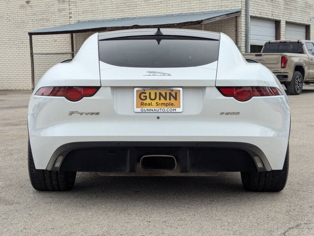 2019 Jaguar F-TYPE P300