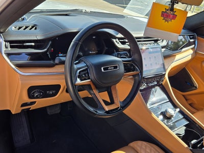 2022 Jeep GRAND CHEROKEE SUMMIT