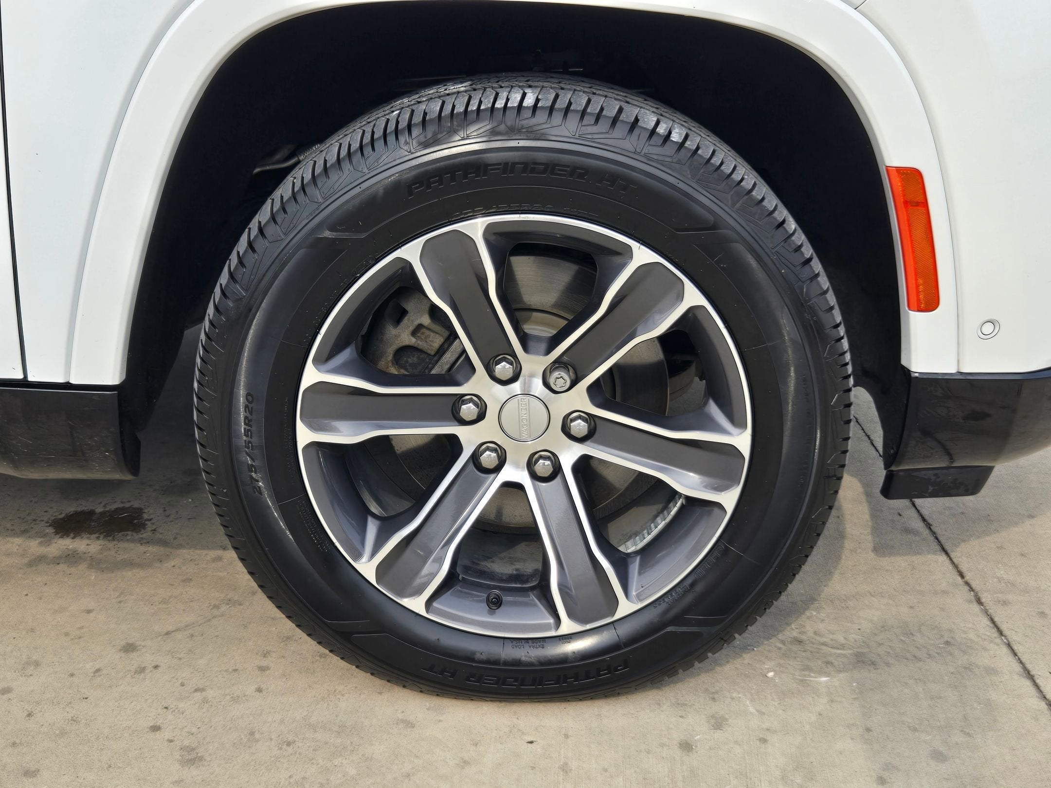 2023 Jeep GRAND WAGONEER WAGONEER