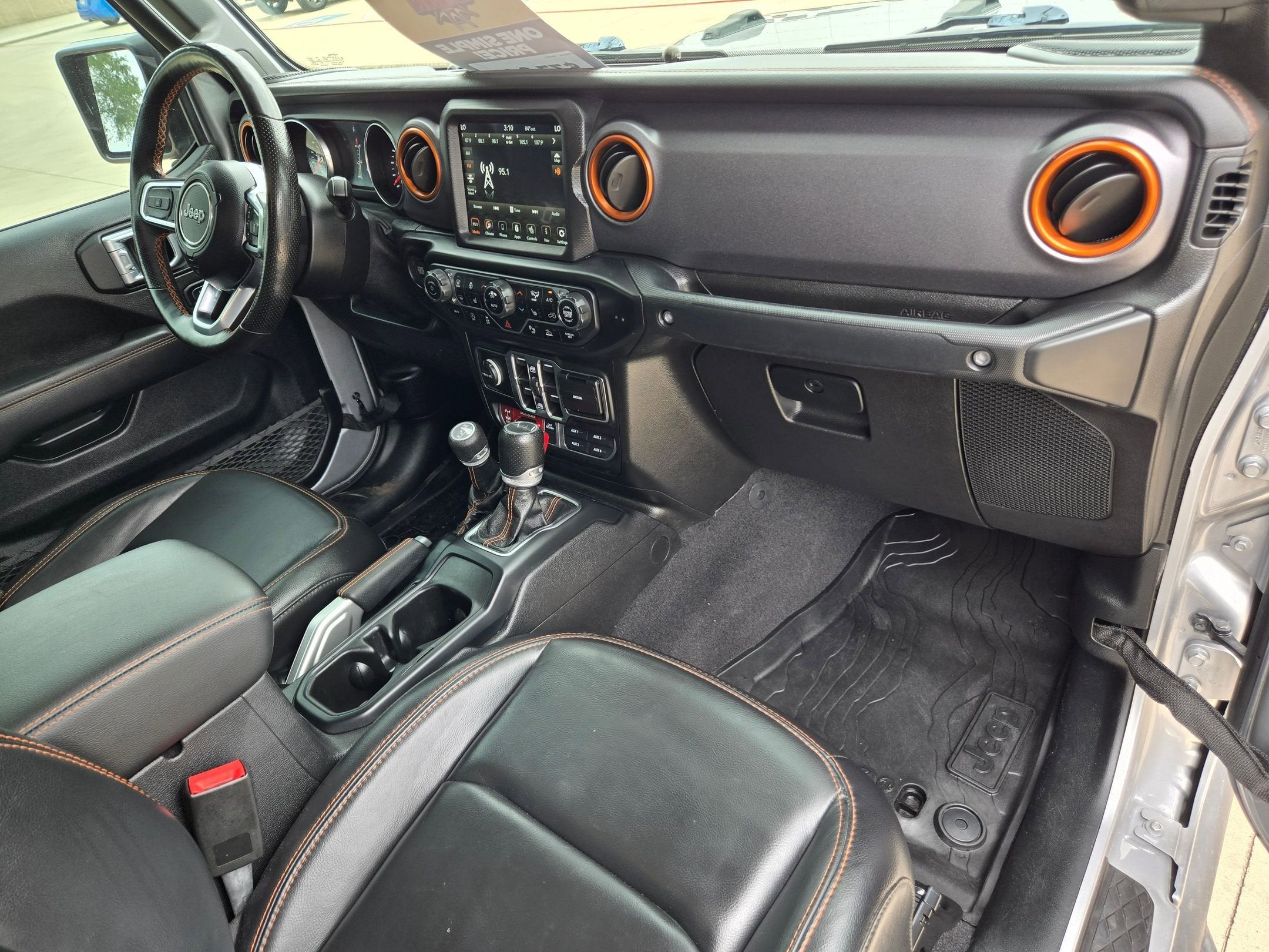 2021 Jeep GLADIATOR MOJAVE