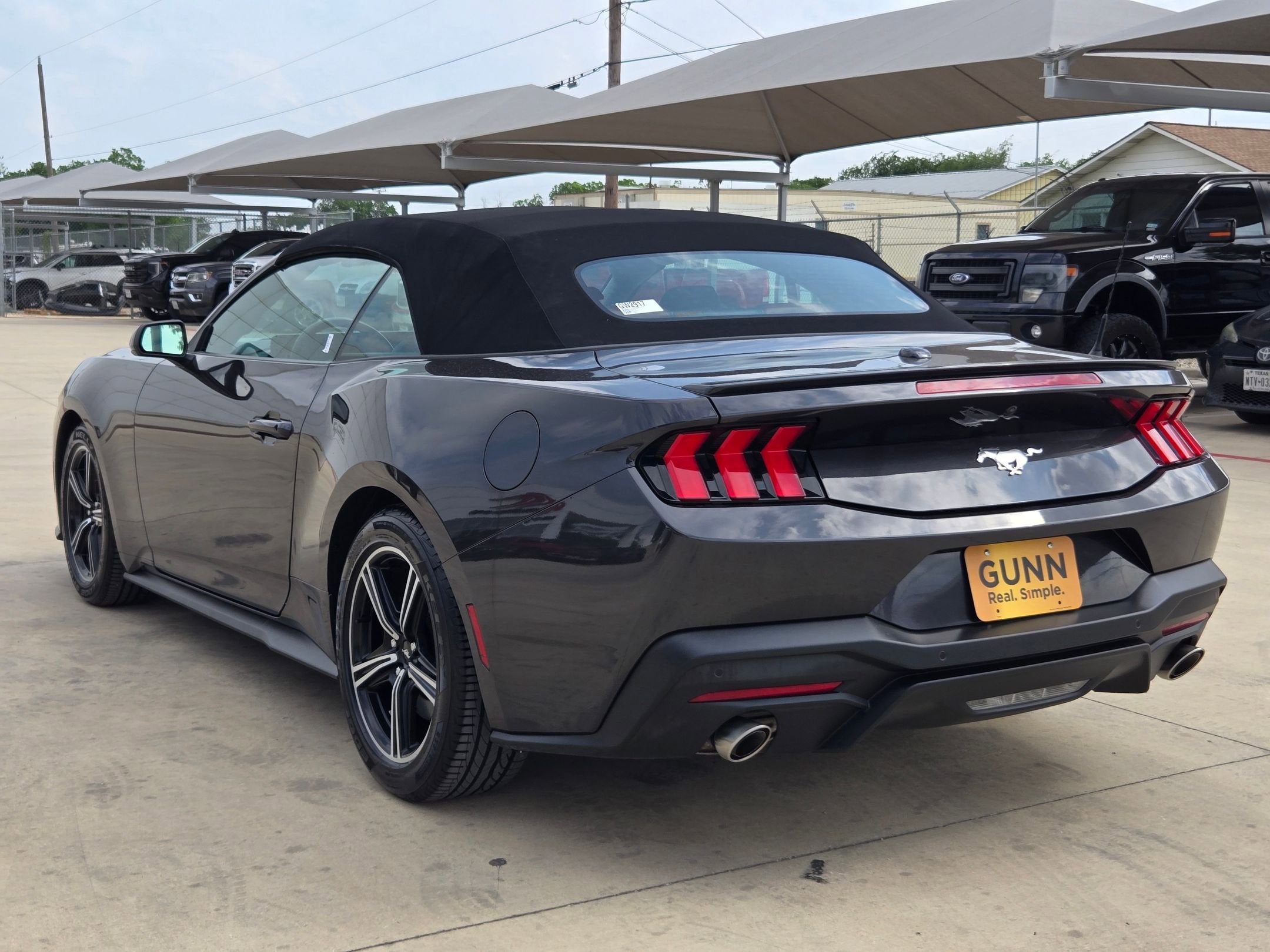 2024 Ford MUSTANG PREMIUM CONVERTI