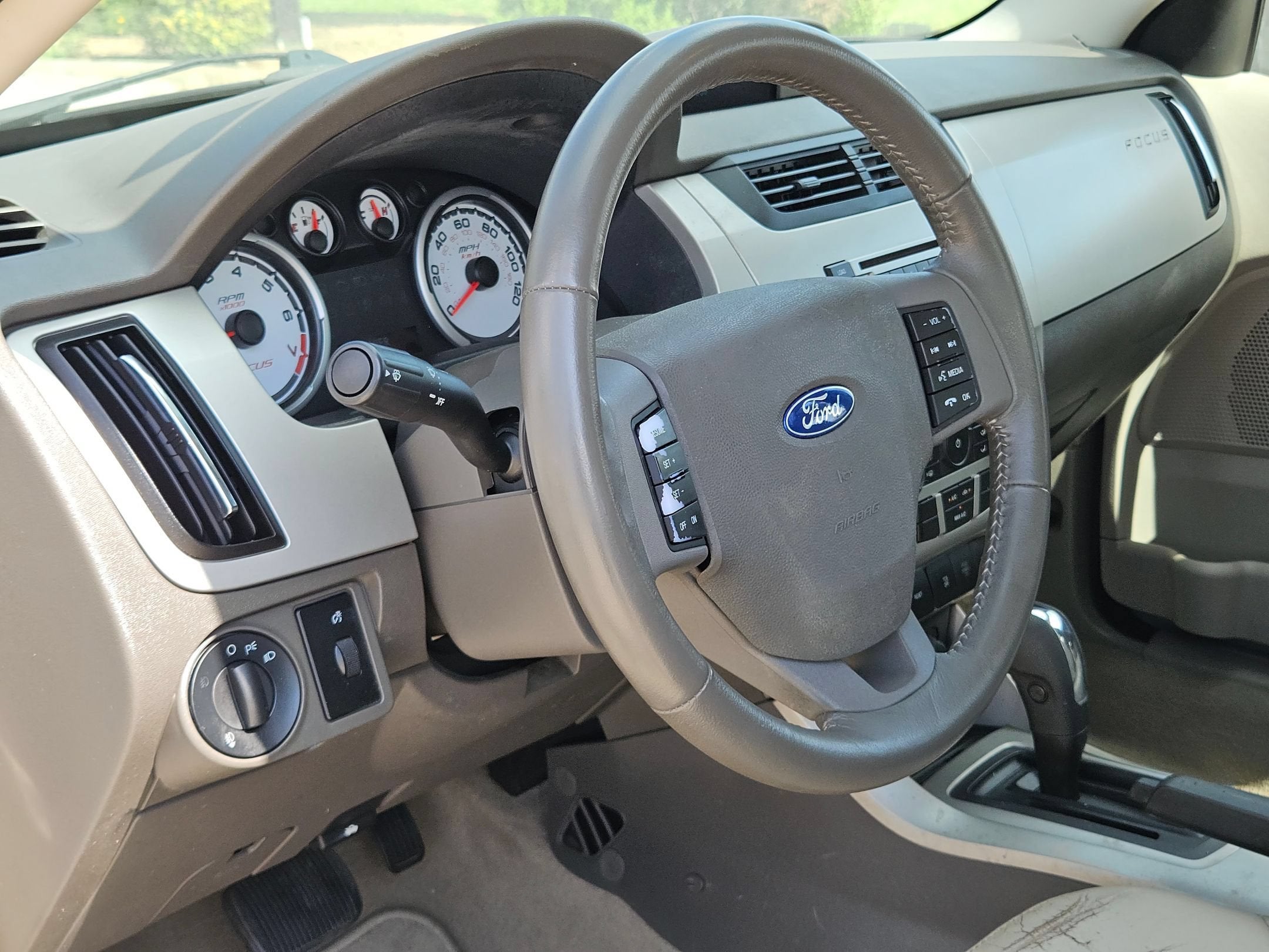 2008 Ford FOCUS SE