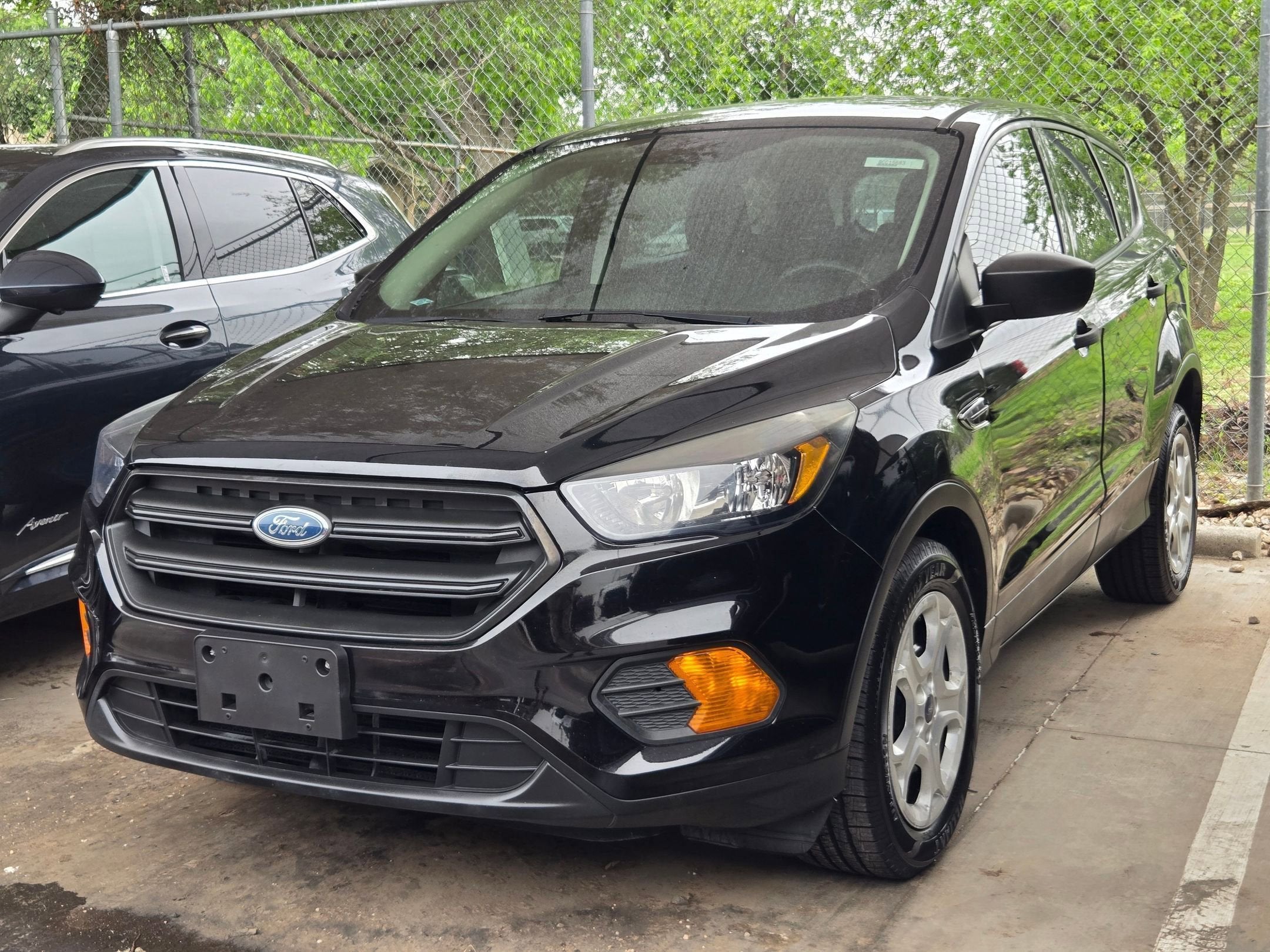 2018 Ford ESCAPE S S