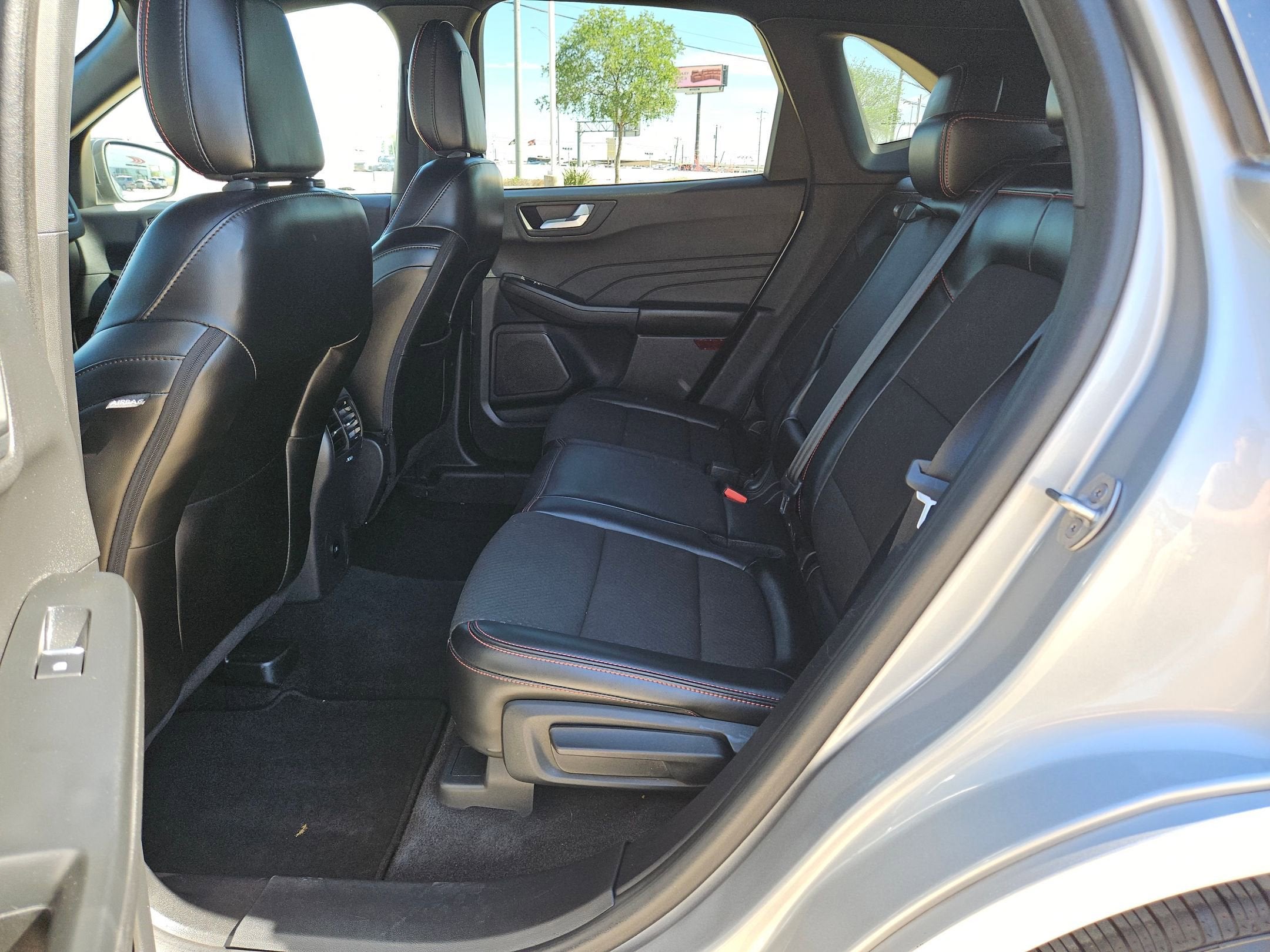 2024 Ford ESCAPE ST-LINE FWD