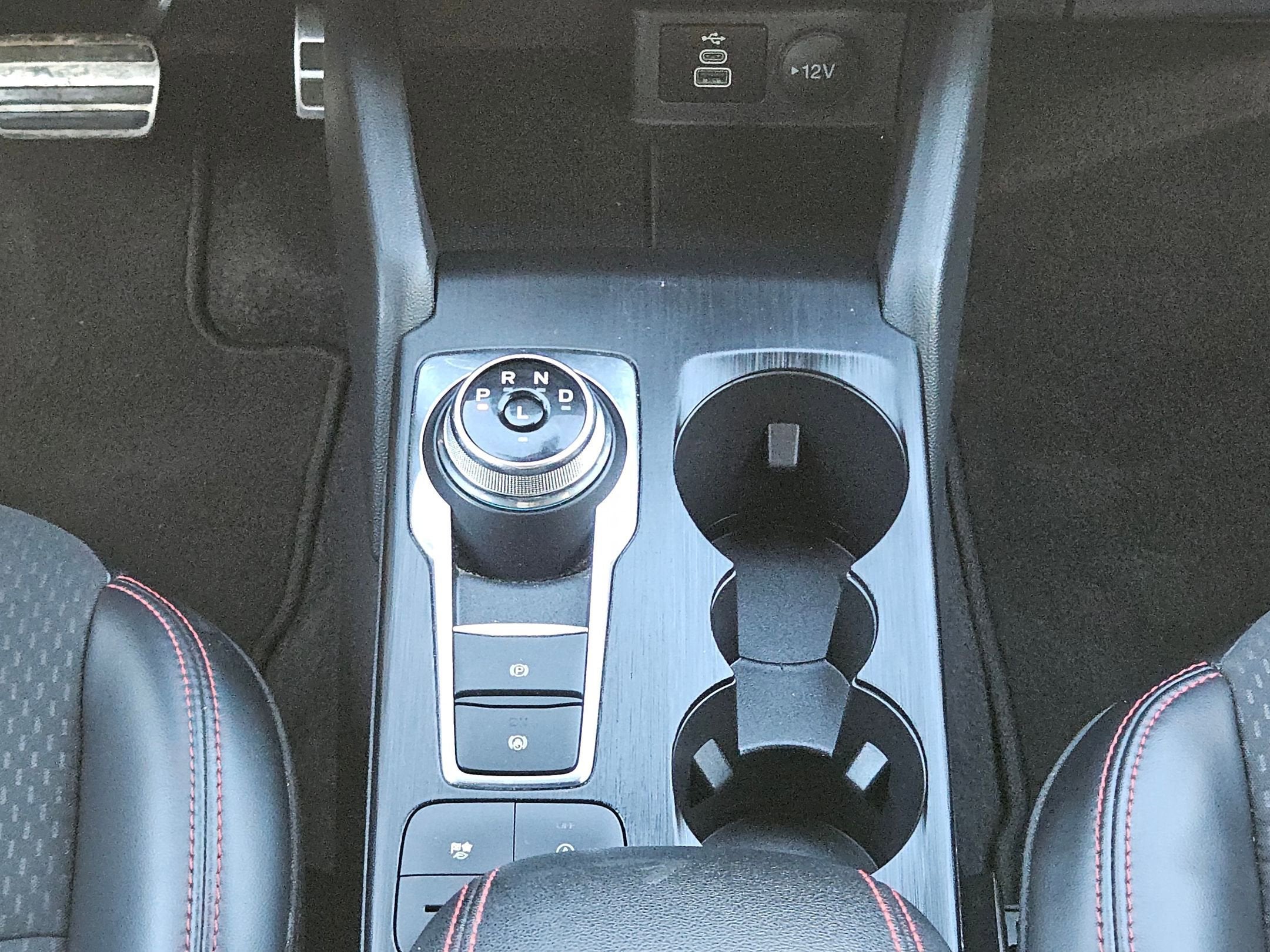 2024 Ford ESCAPE ST-LINE FWD