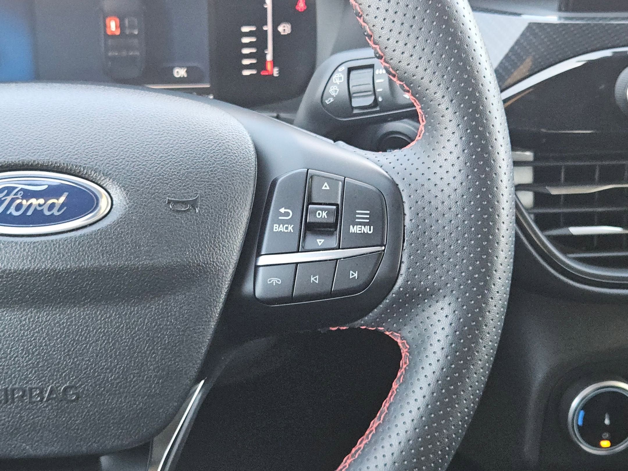 2024 Ford ESCAPE ST-LINE FWD