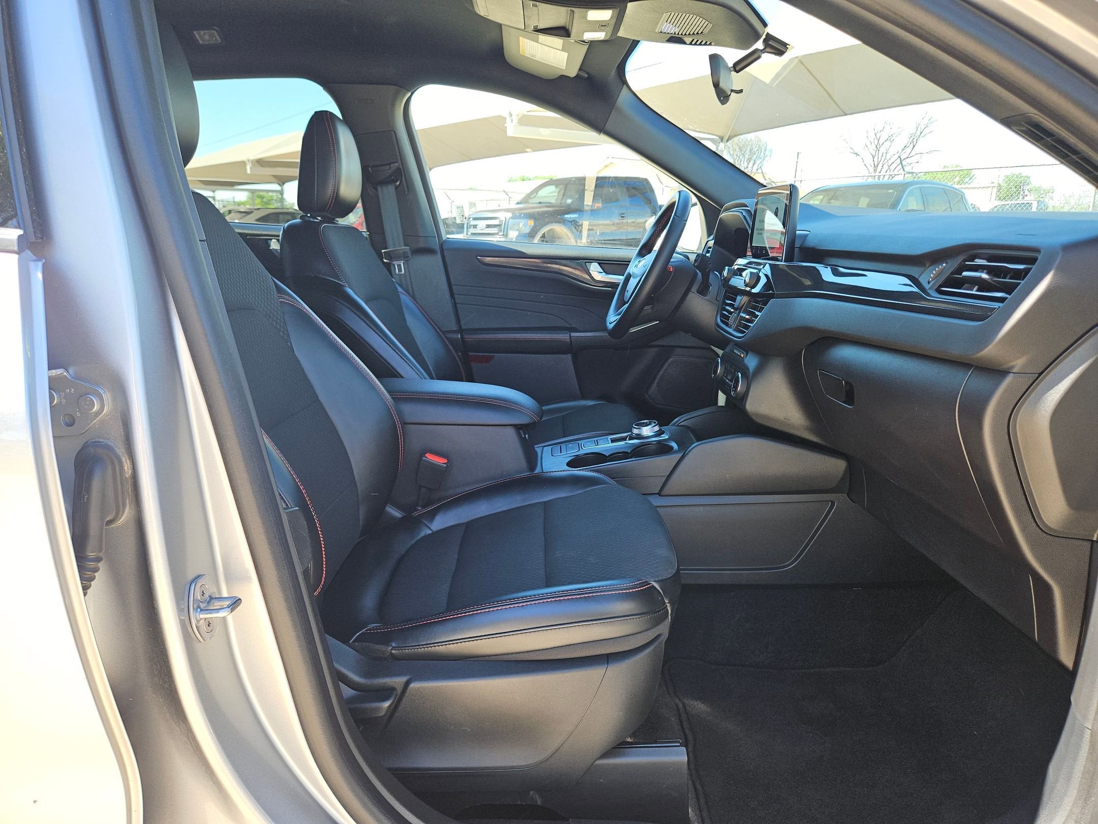 2024 Ford ESCAPE ST-LINE FWD