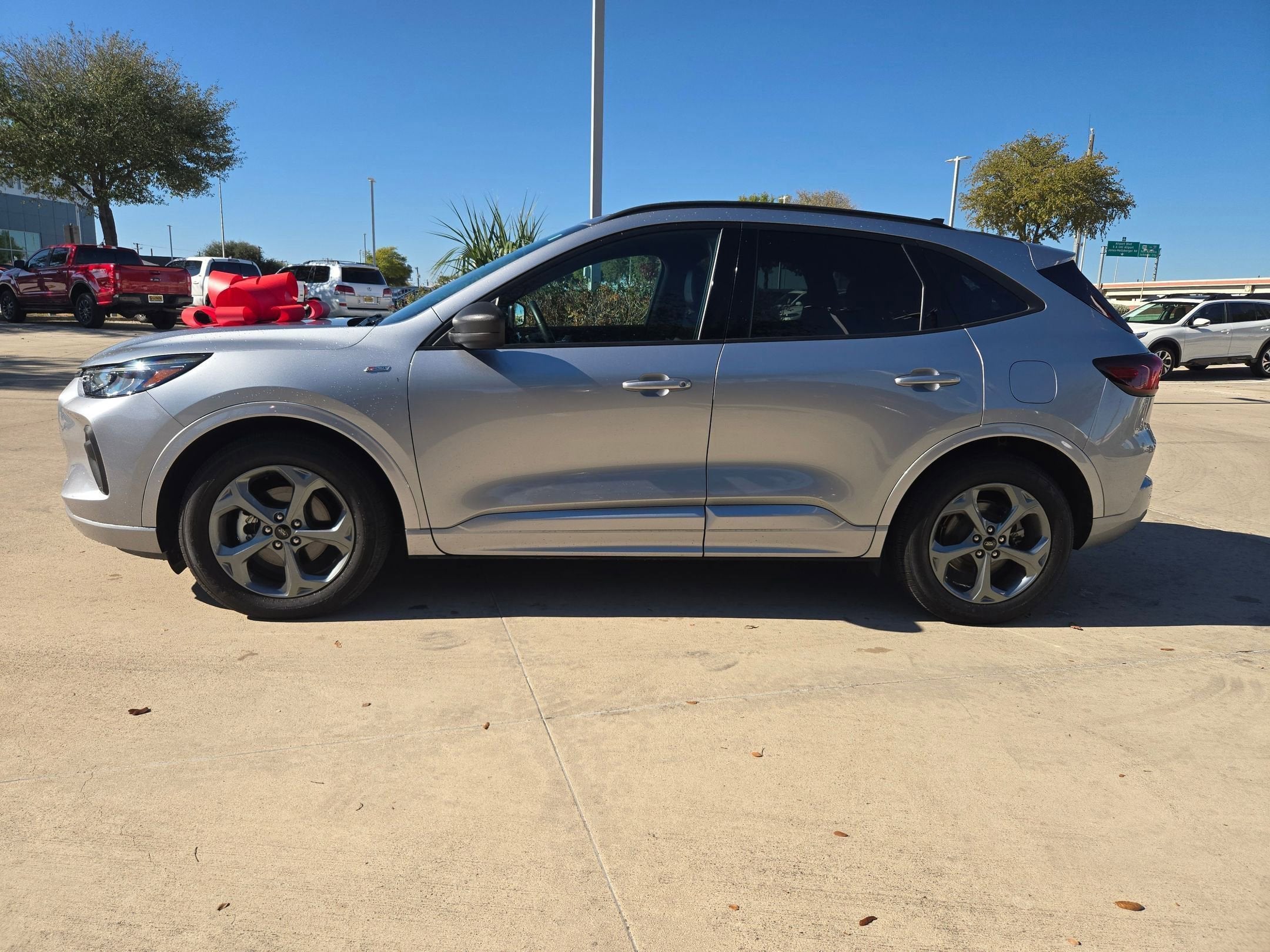 2024 Ford ESCAPE ST-LINE FWD