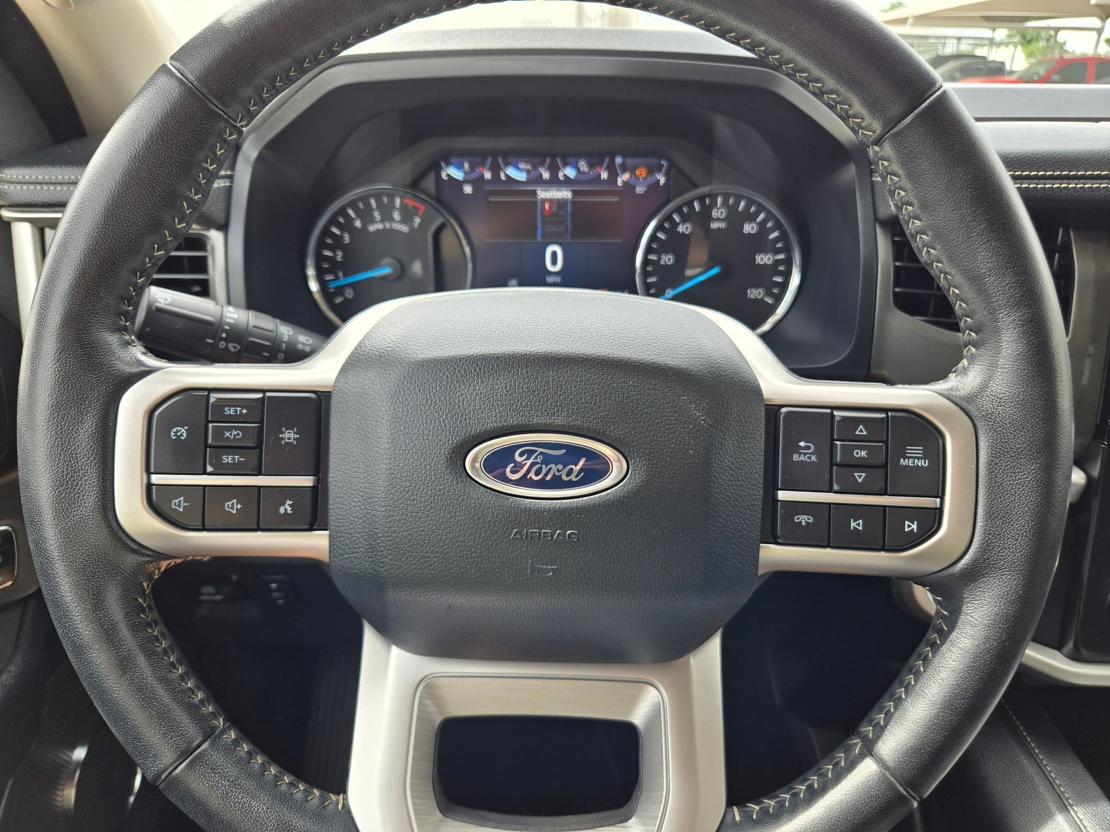 2024 Ford EXPEDITION XLT