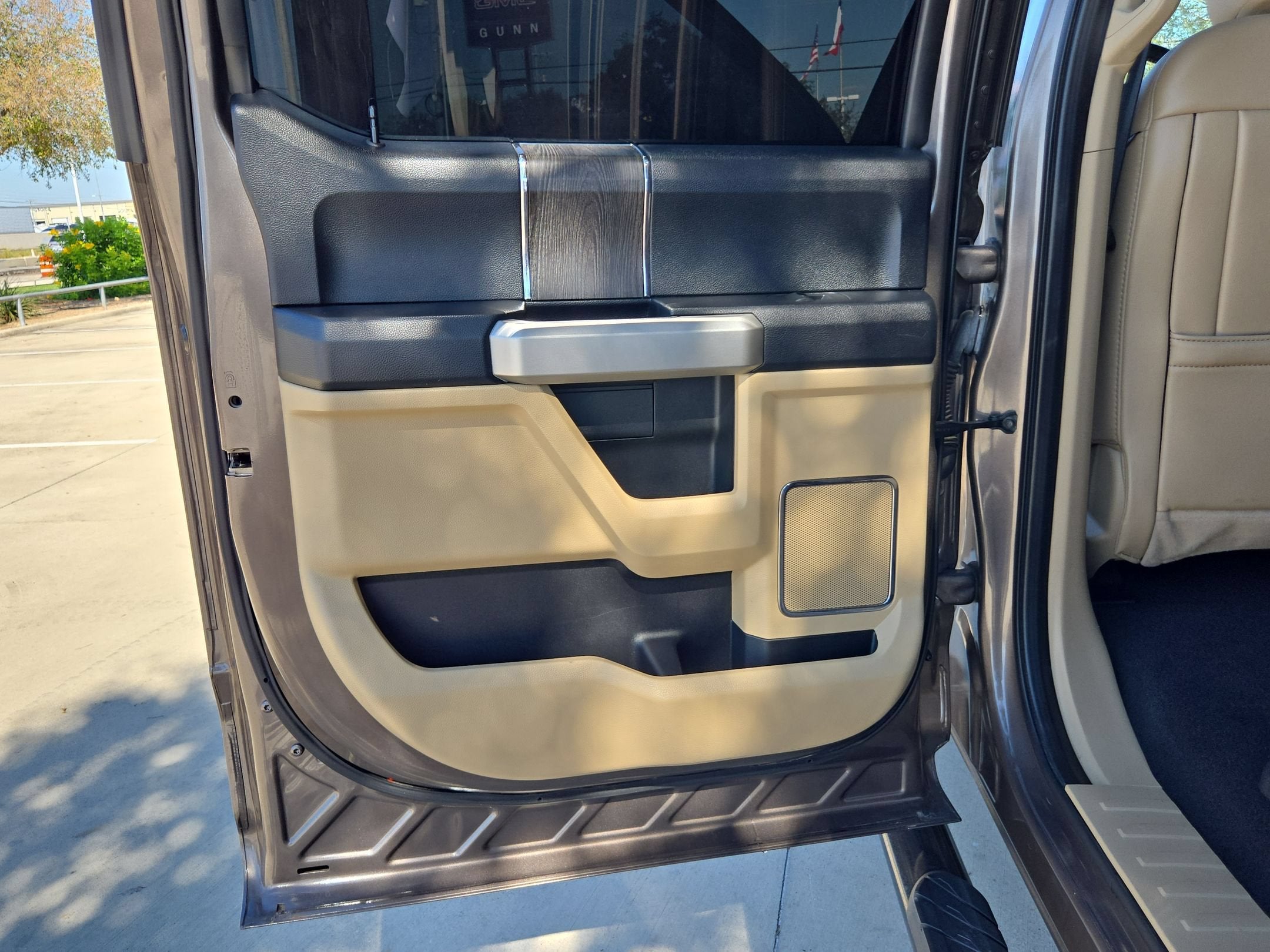 2021 Ford F-250 SD LARIAT