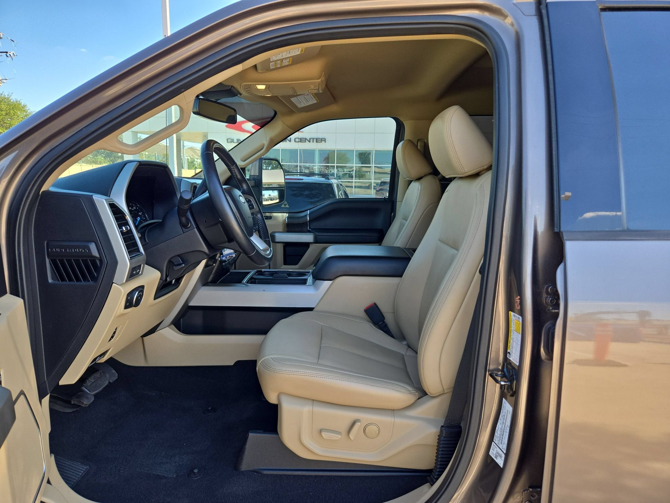 2021 Ford F-250 SD LARIAT