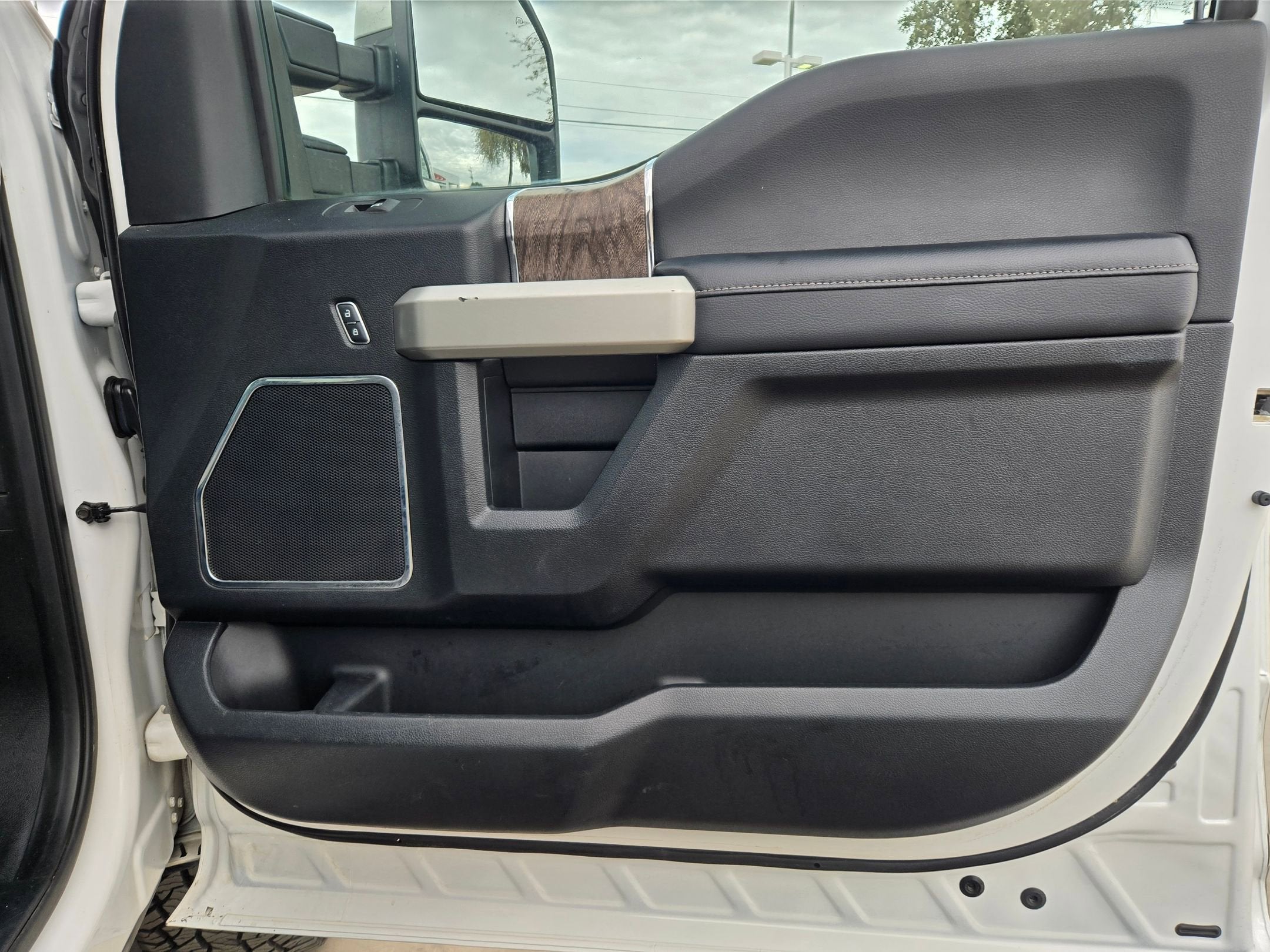 2017 Ford SUPER DUTY F-350 SRW LARIAT SRW