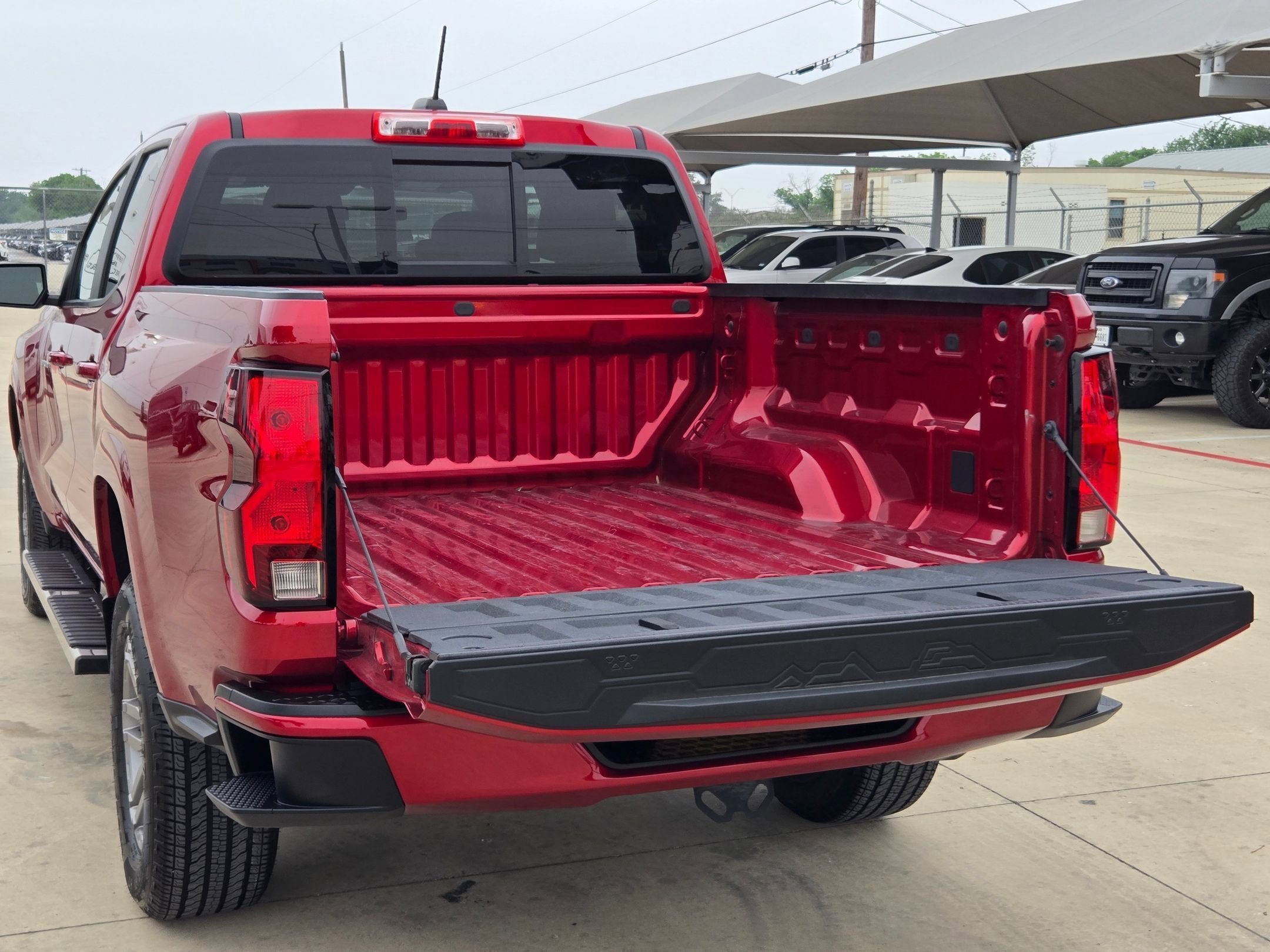 2024 Chevrolet COLORADO LT
