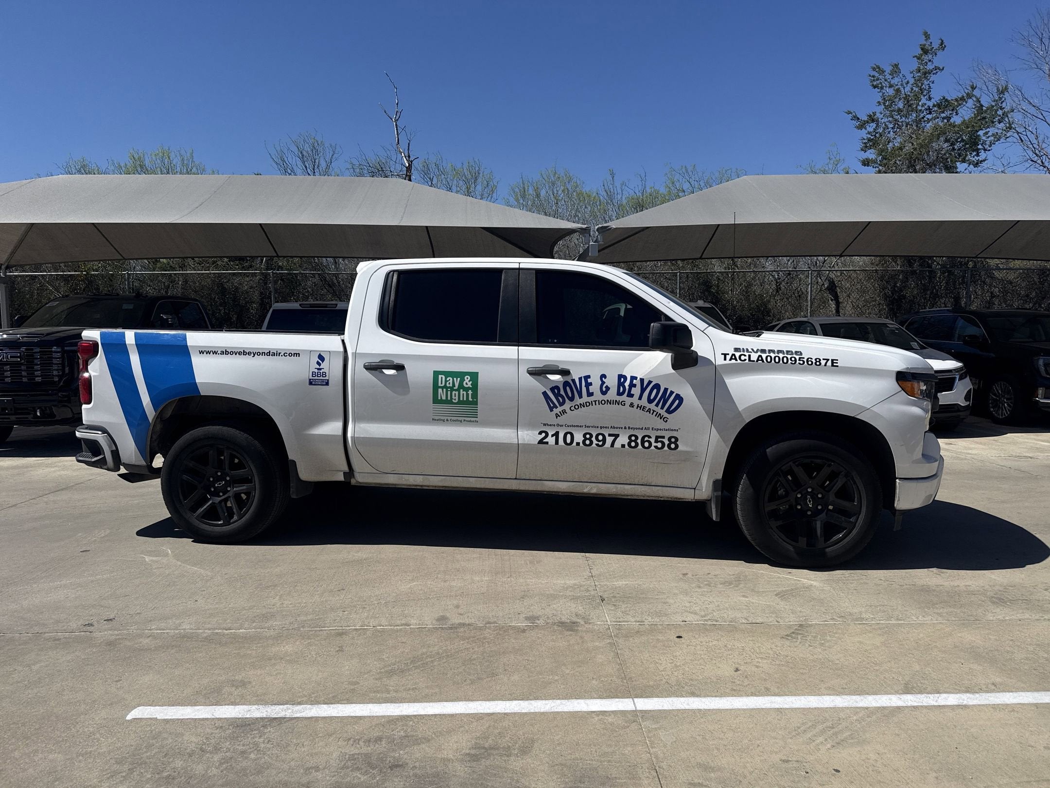 2023 Chevrolet SILVERADO CC CUSTOM
