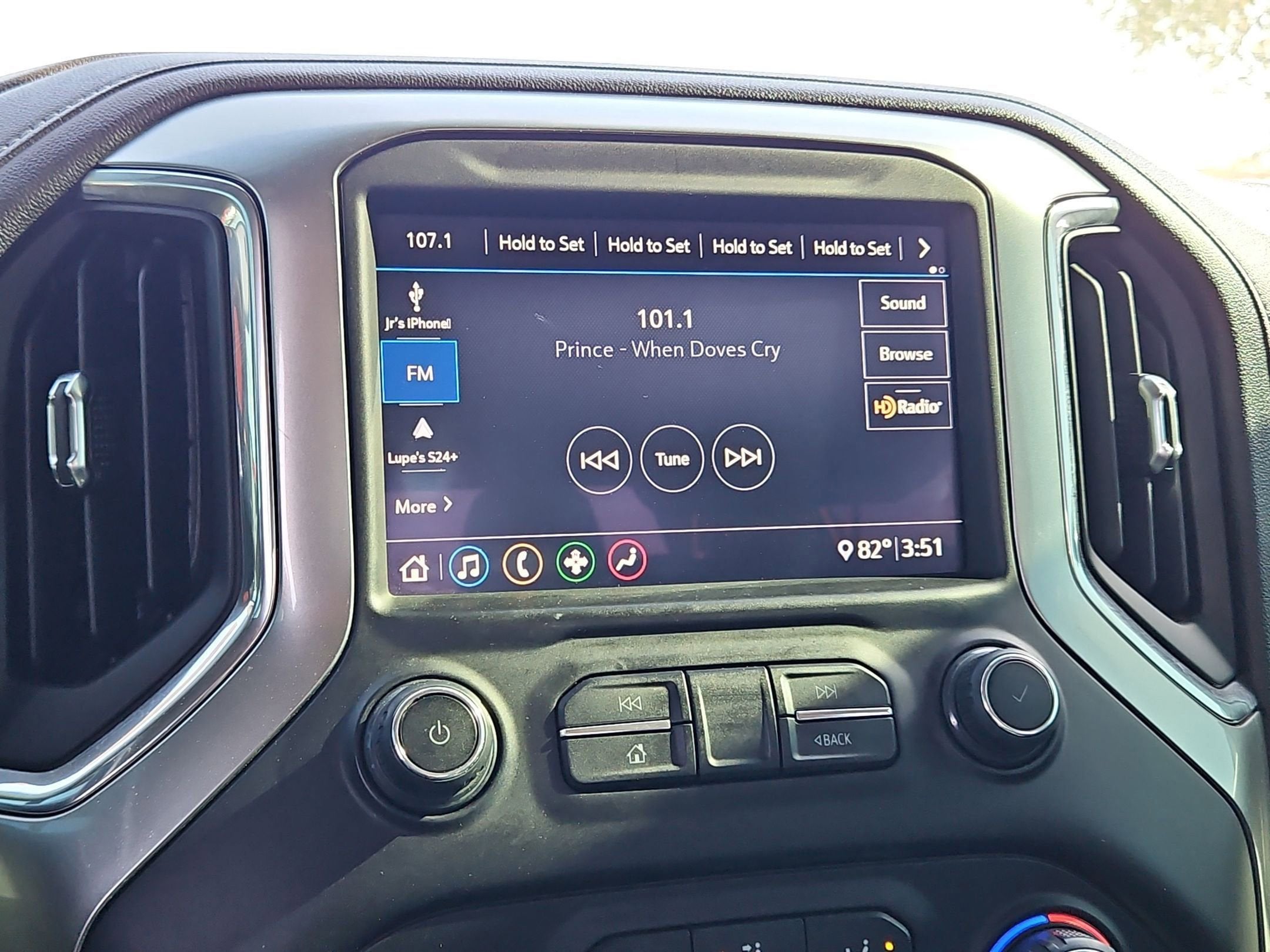 2020 Chevrolet SILV 1500 4WD T/B LT