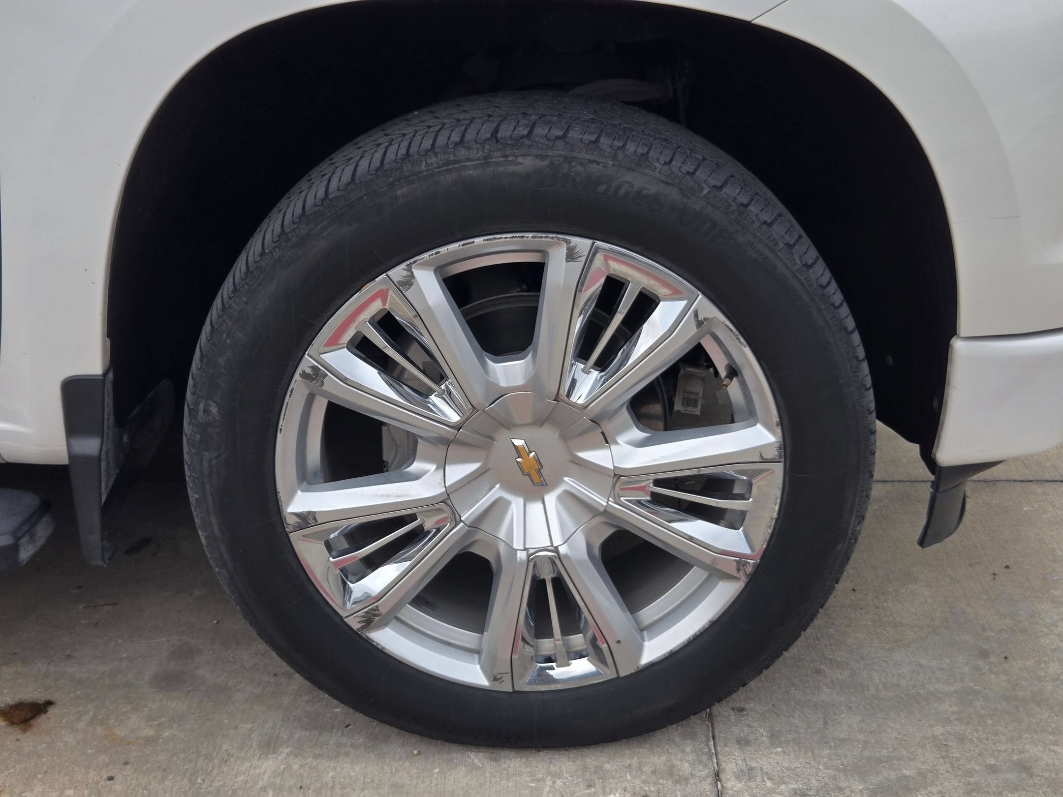 2023 Chevrolet SILVERADO 1500 HIGH COUNTRY