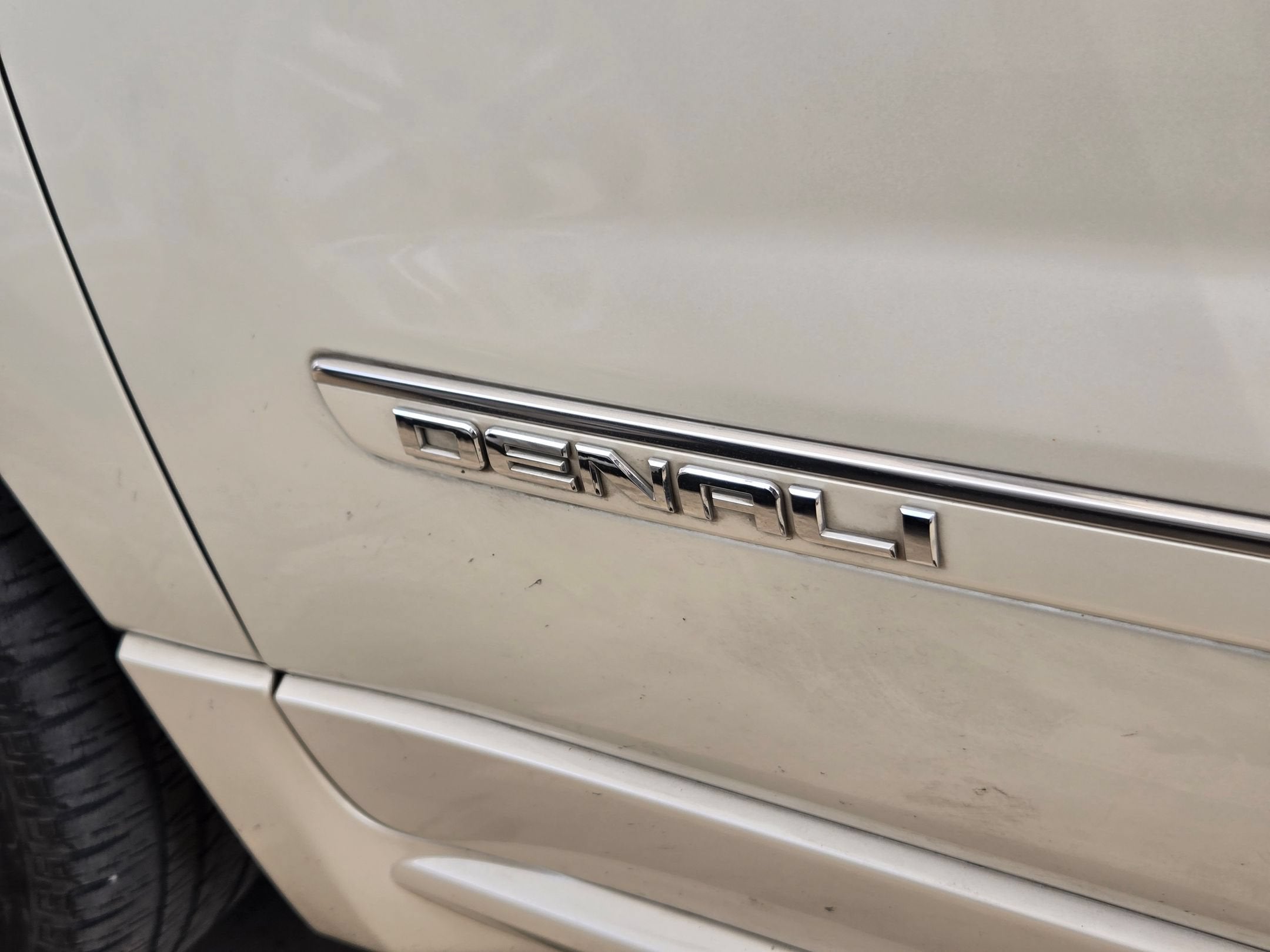 2014 GMC ACADIA DENALI