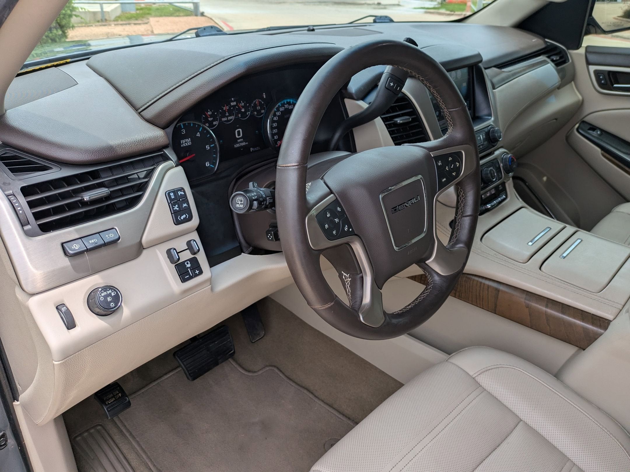 2018 GMC YUKON XL DENALI