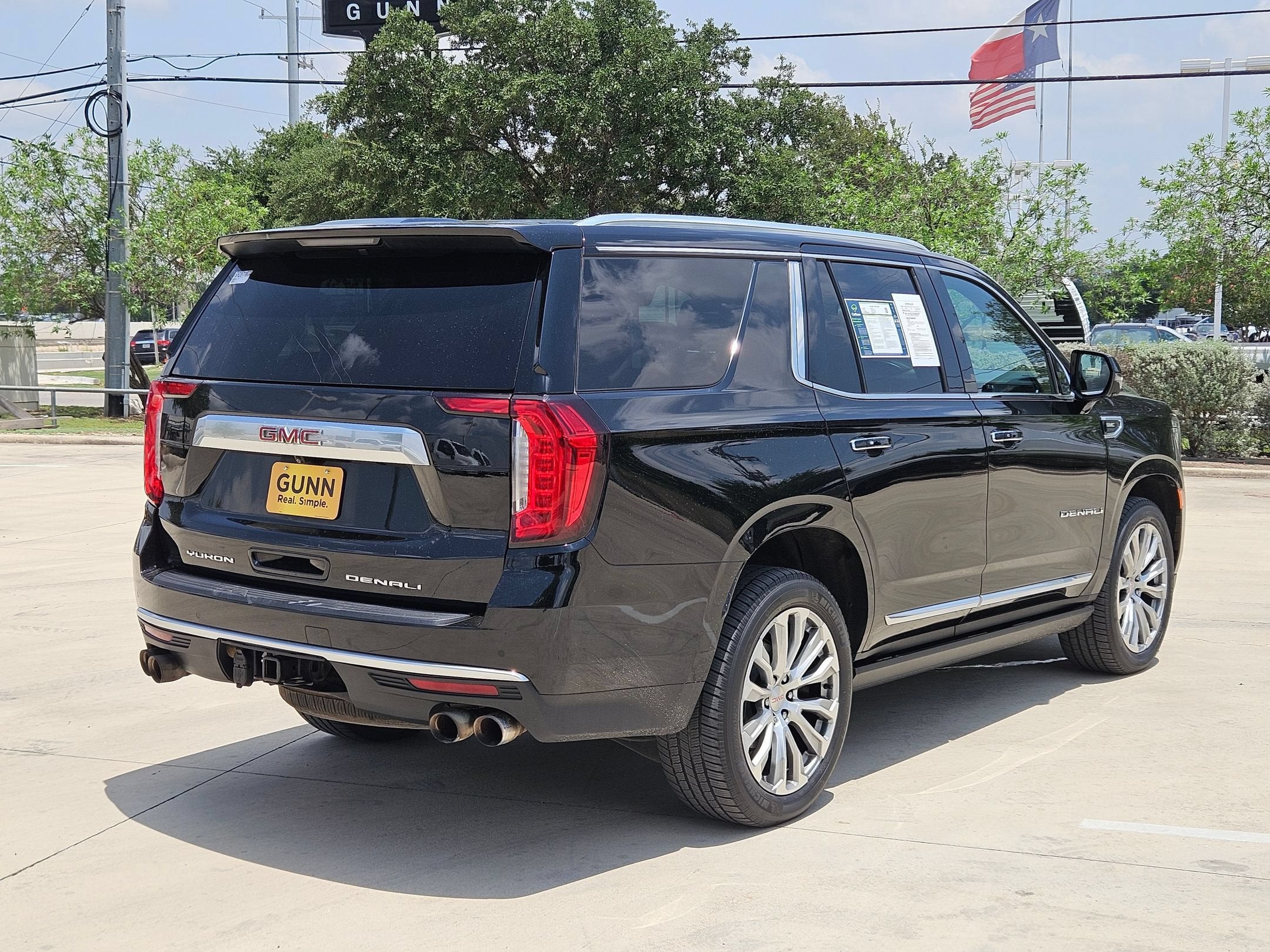 2022 GMC YUKON DENALI