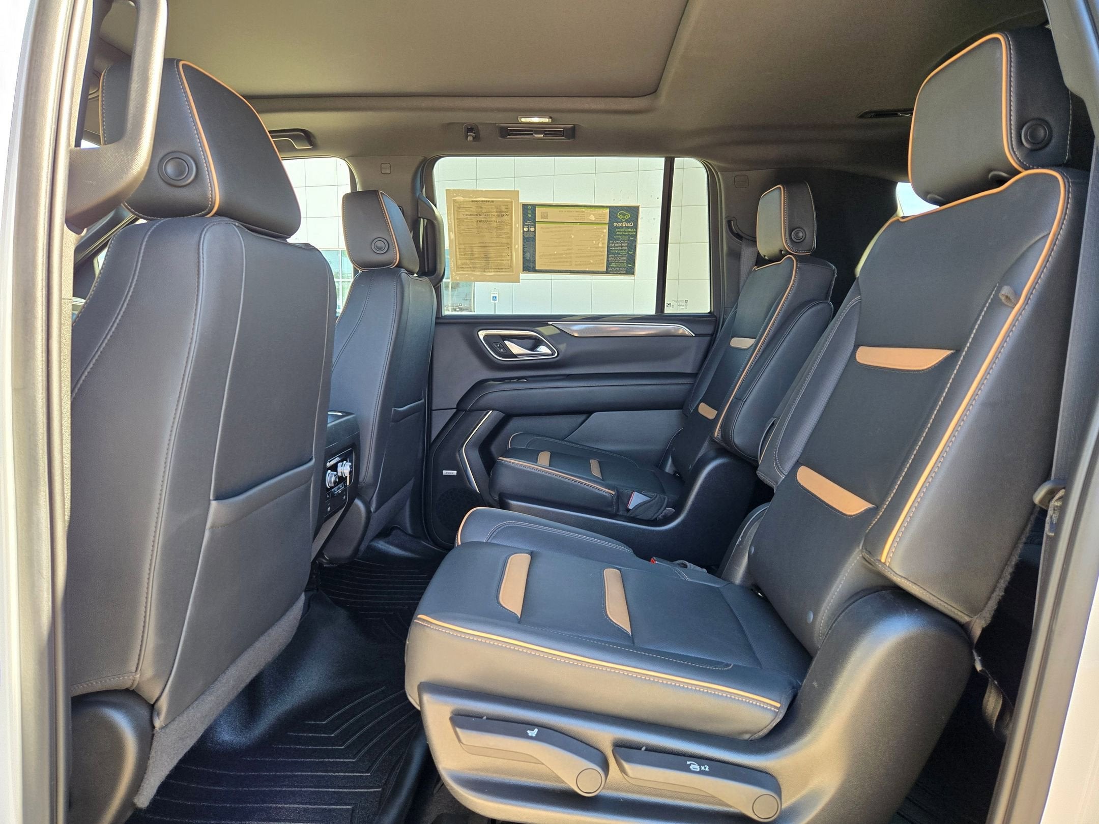 2022 GMC YUKON XL AT4