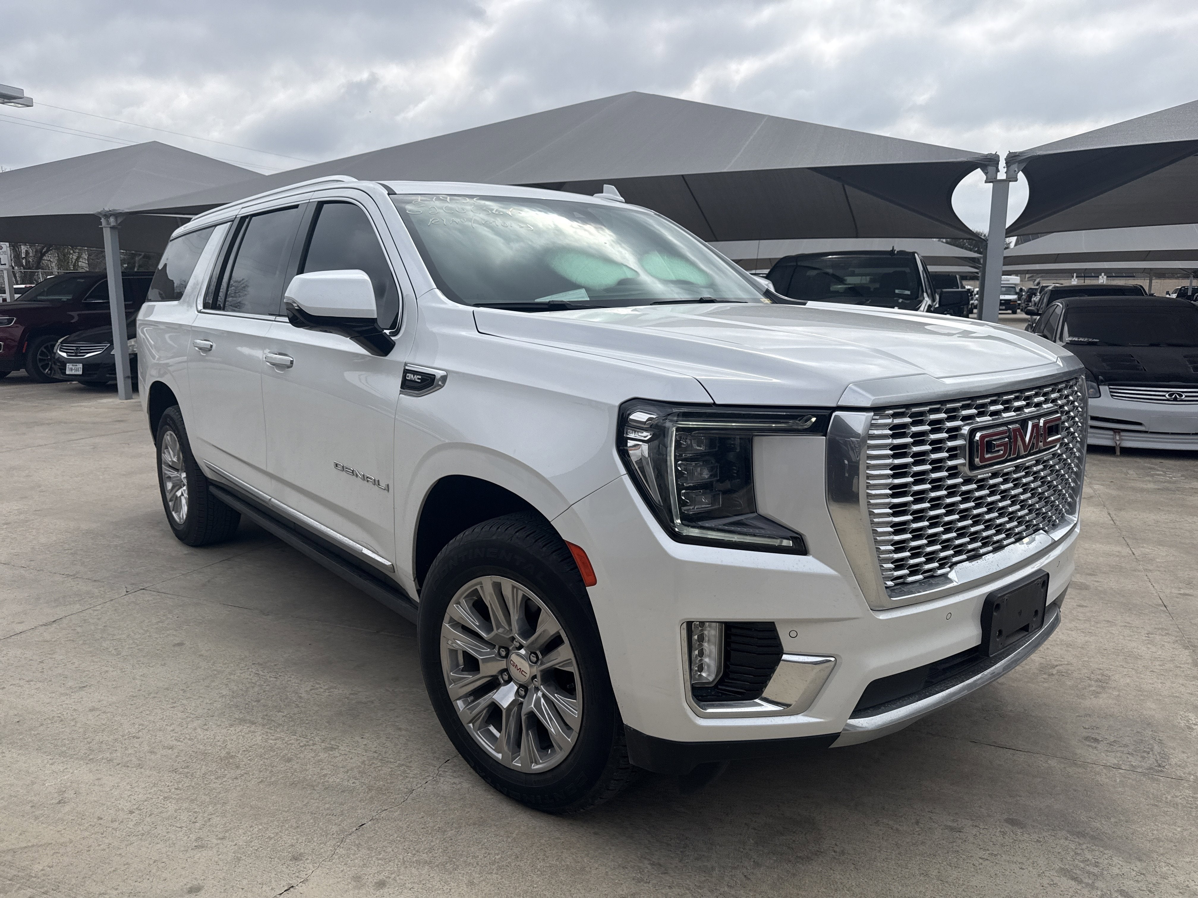 2023 GMC YUKON XL DENALI