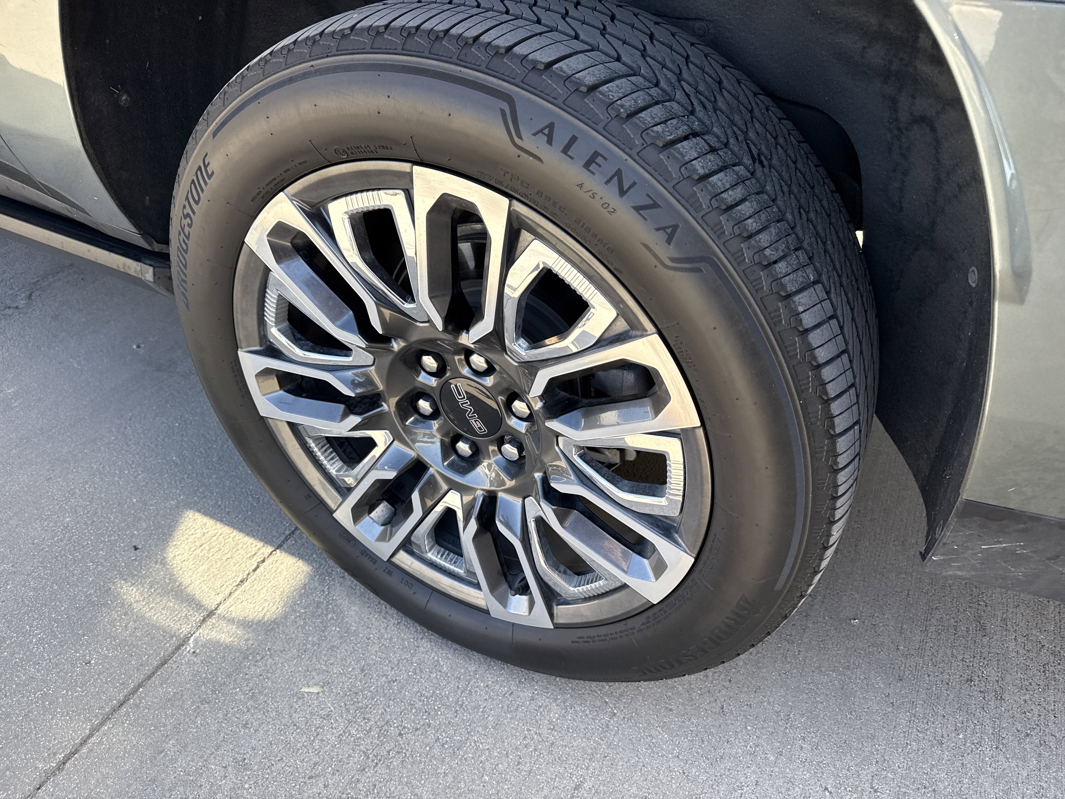 2023 GMC YUKON XL DENALI ULTIMATE SC