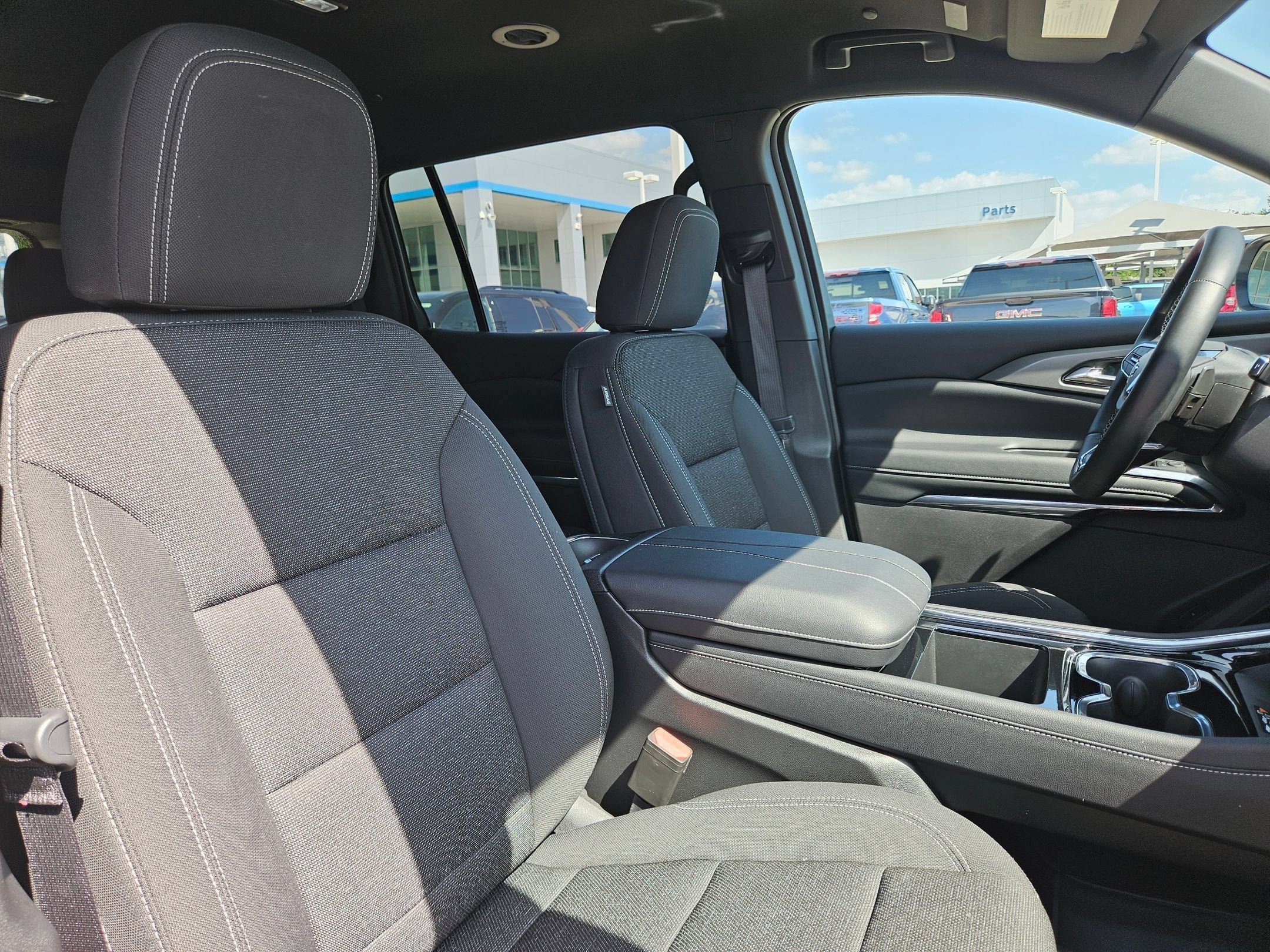 2026 Chevrolet TRAVERSE LT LT