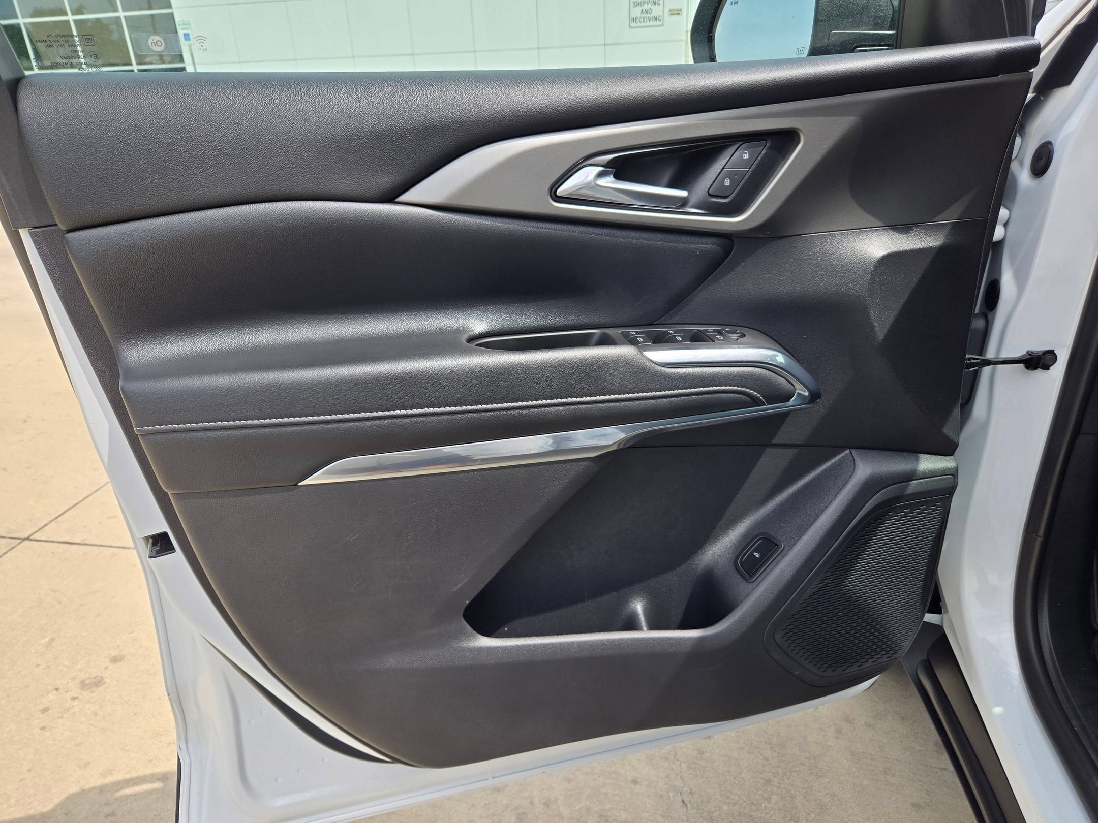 2025 Chevrolet TRAVERSE LT LT