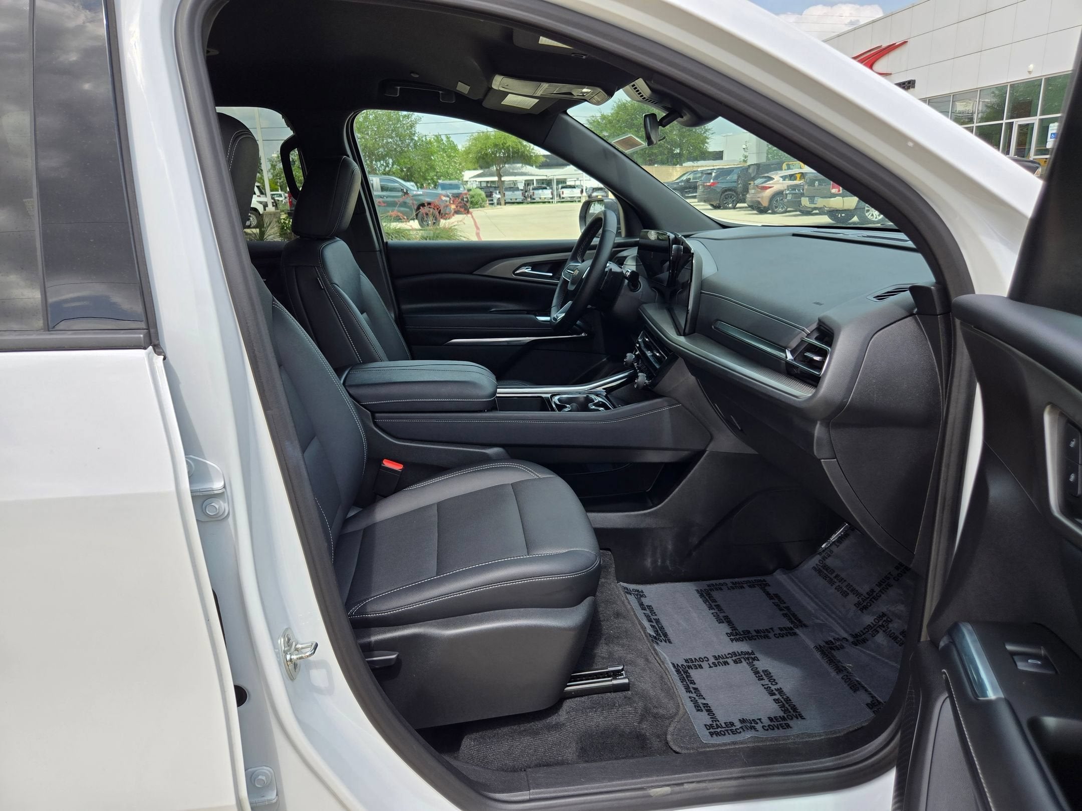 2025 Chevrolet TRAVERSE LT LT