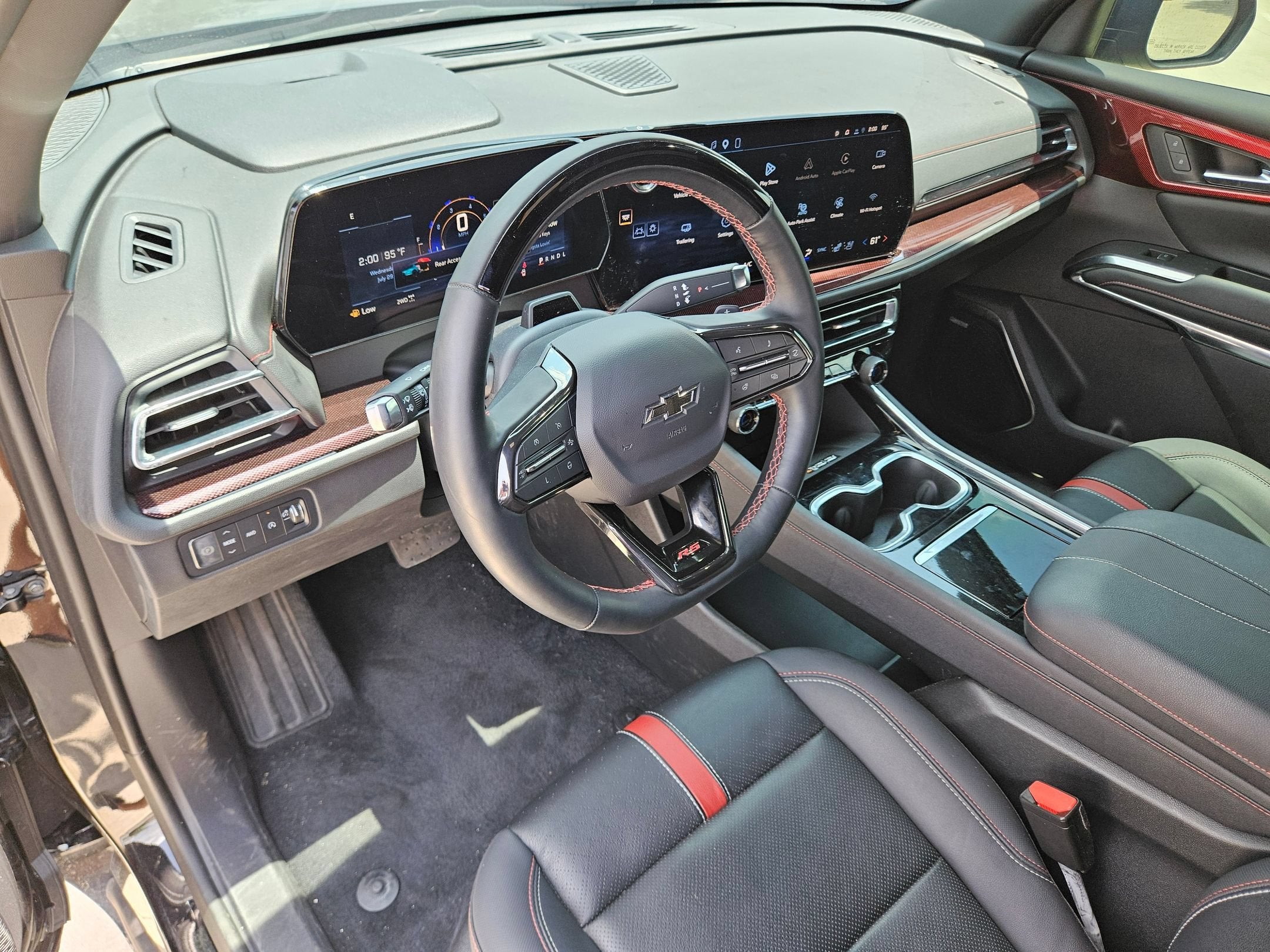 2025 Chevrolet TRAVERSE RS