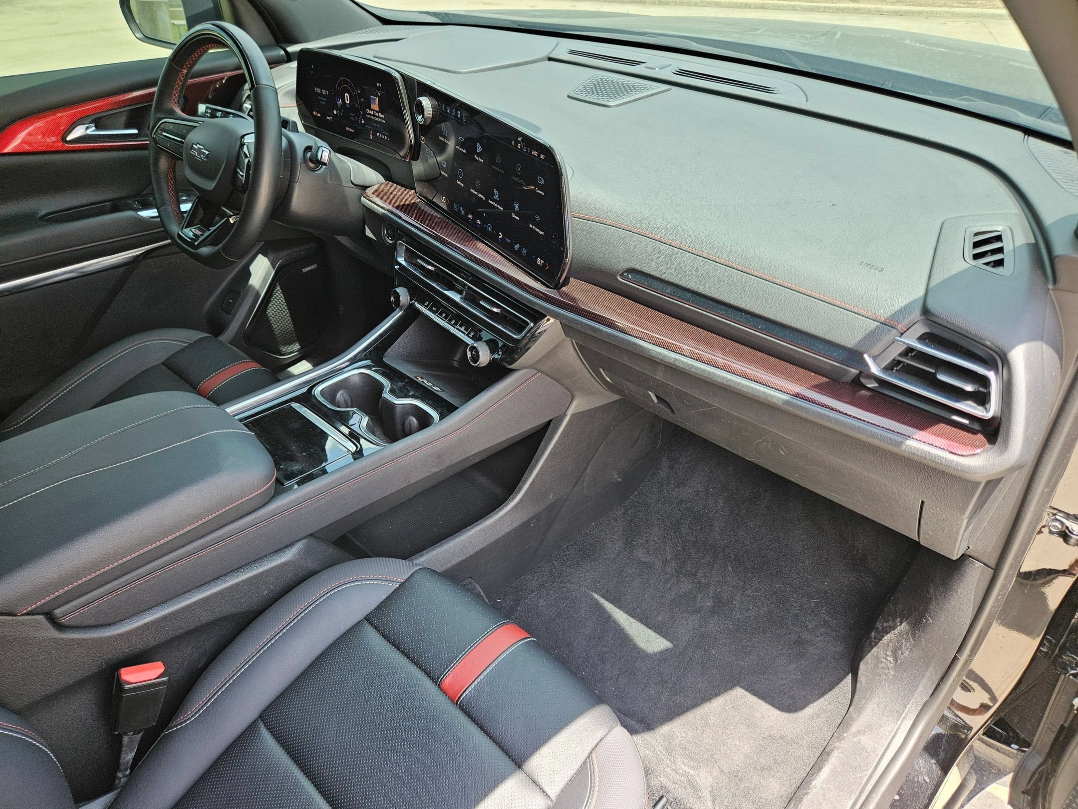 2025 Chevrolet TRAVERSE RS