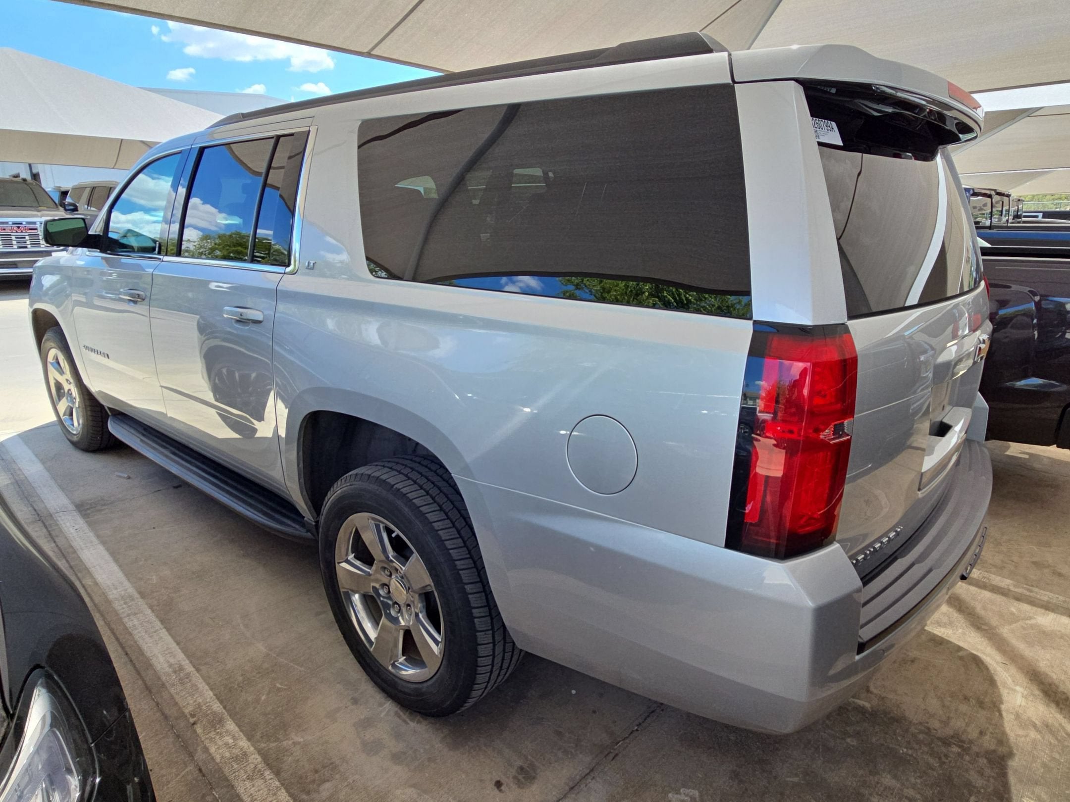 2020 Chevrolet SUBURBAN LT